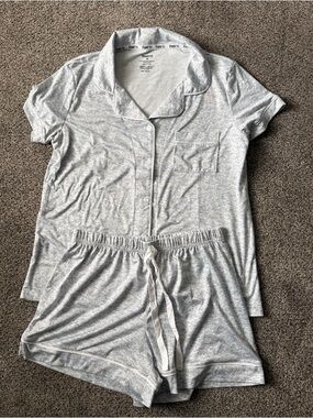 Women’s Gray Born Knit Short Sleeve Pajama Set - Medium